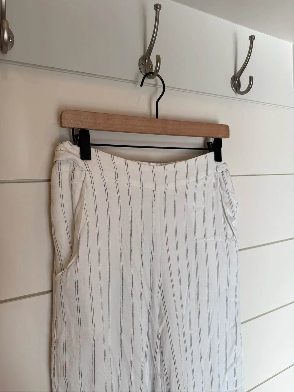 Aritzia Wilfred Faun wide leg pant Large